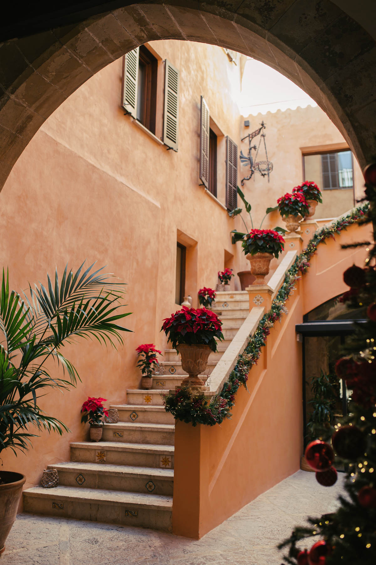 posada terrasanta xmas decor-10 (1)